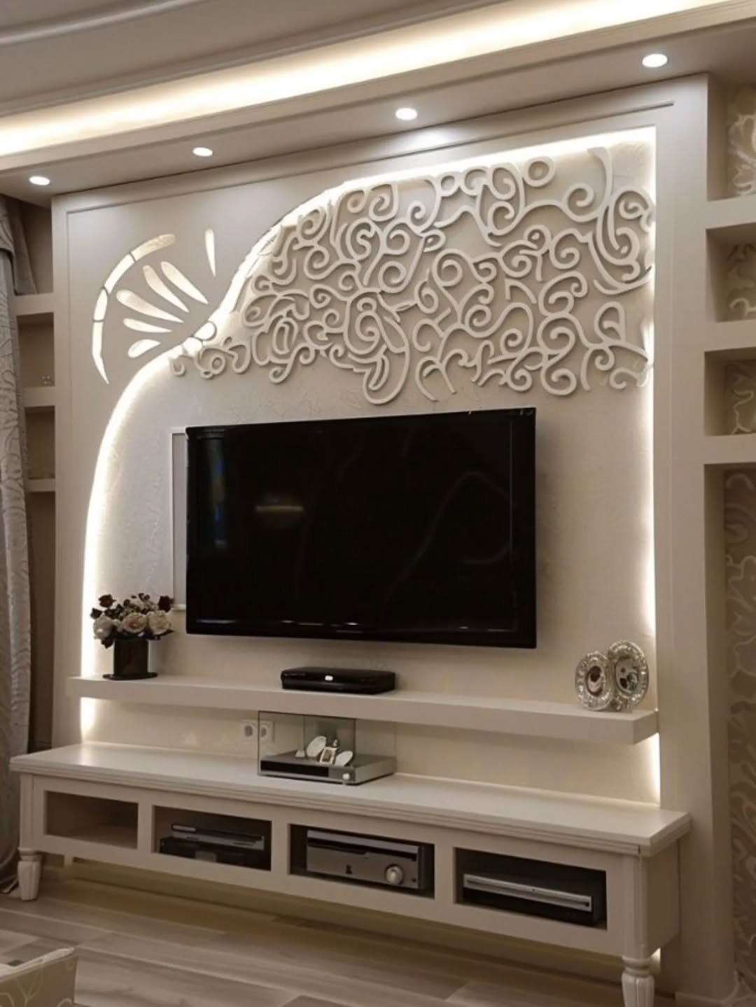 تصميم وتنفيذ ديكورات جدارية لشاشات التلفاز